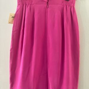 Dana Buchman 100% silk Bright Pink skirt